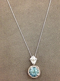 18k White Gold Diamond & Aquamarine Necklace