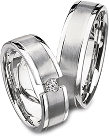 Shown here in 18k white gold without and with a diamond. Each sold separately.