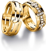Shown here in 18k yellow gold with and without diamonds. Each sold separately.