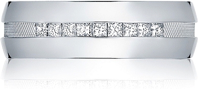 Tacori Men's Diamond Wedding Band 70mm Diamonds offer a taste of luxury