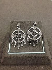 18k White Gold Diamond Chandelier Earrings