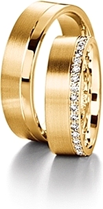 Shown here in 18k yellow gold with and without diamonds. Each sold separately.