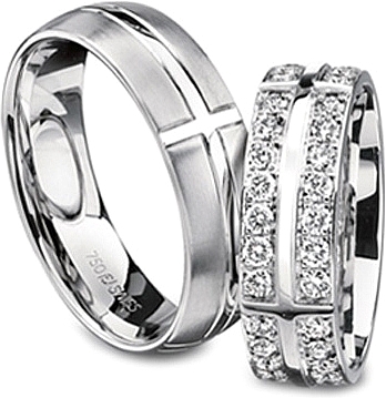 Shown here in 18k white gold with and without diamonds. Each sold separately.