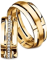Shown here in 18K yellow gold with and without diamonds. Each sold separately.