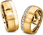 Shown here in 18k yellow gold with and without diamonds. Each sold separately.