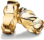 Shown here in 18k yellow gold with and without diamonds. Each sold separately.