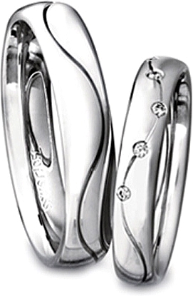 Shown here in 18k white gold with diamonds in 3.5mm and without diamonds in 4.5mm. Each sold separately.