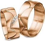 Shown here in 18k rose gold with and without diamonds. Each sold separately.