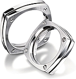 Shown here in 18k white gold with and without diamonds. Each sold separately.