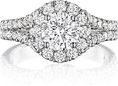 This image shows the setting with a 1.00ct round brilliant cut center diamond. The setting can be ordered to accommodate any shape/size diamond listed in the setting details section below.
