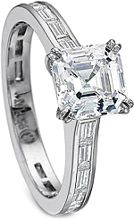 This image shows the setting with a 1.00ct asscher cut center diamond. The setting can be ordered to accommodate any shape/size diamond listed in the setting details section below.