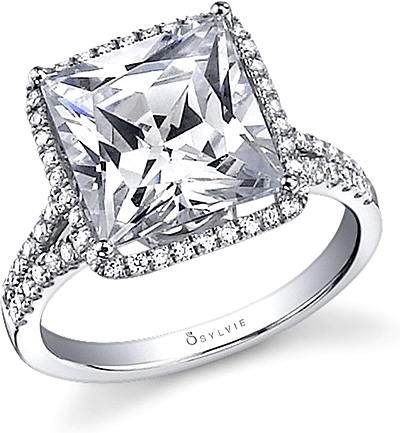 This image shows the setting with a 3.00ct princess cut center diamond. The setting can be ordered to accommodate any shape/size diamond listed in the setting details section below.