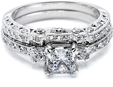 Shown with matching engagement ring (sold separately)