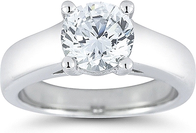 This image shows the setting with a 1.00ct round brilliant cut center diamond. The setting can be ordered to accommodate any shape/size diamond listed in the setting details section below.